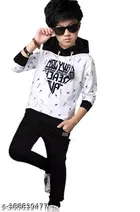 Cotton Clothing Set for Boys, Multicolour 