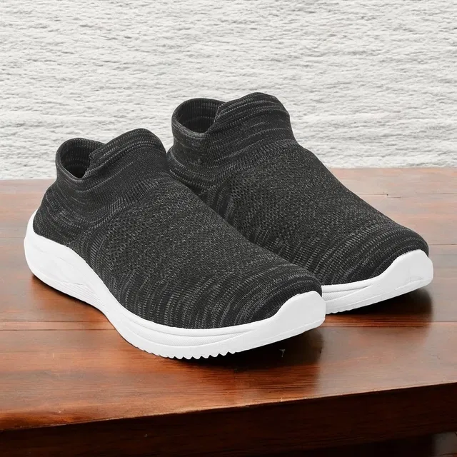 Casual Shoes for Men (Black, 9)
