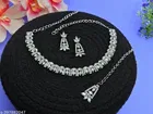 Diva Necklace Set White Free Size for Women