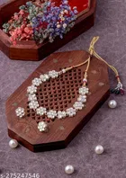 Sleek Kundan Necklace with small flower Studds for Women 