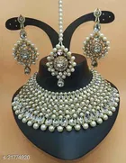 Trendy Women Jewellery Set