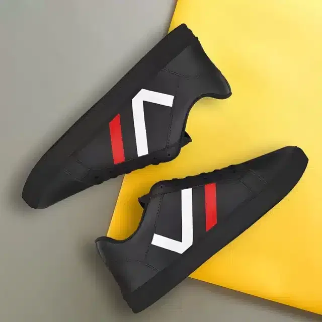 Casual Shoes for Men (Black, 7)