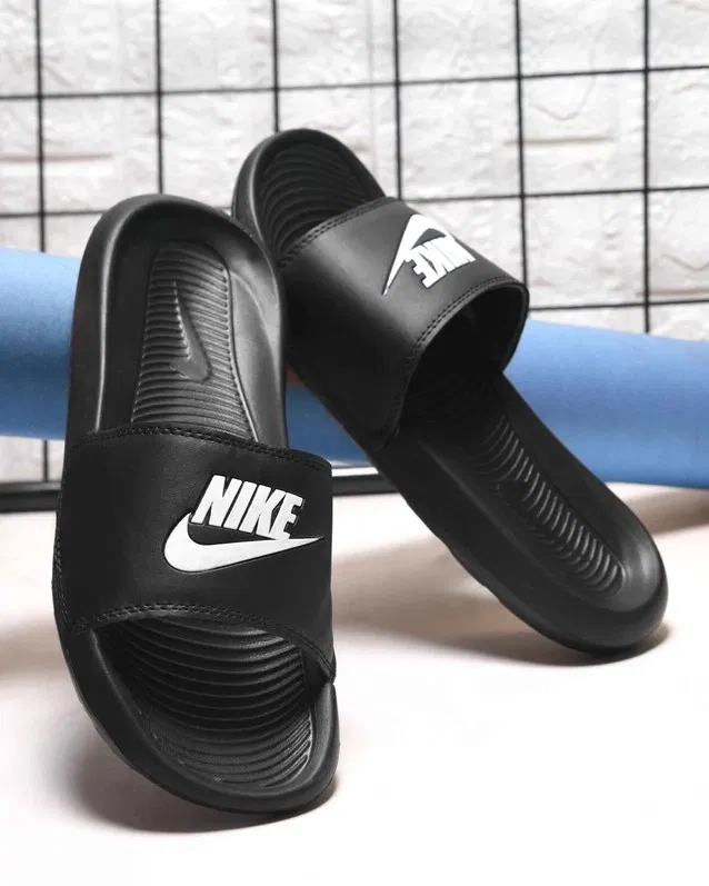 Slider for Men (Black, 8)