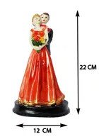 Polyresin Loving Couple Showpiece 