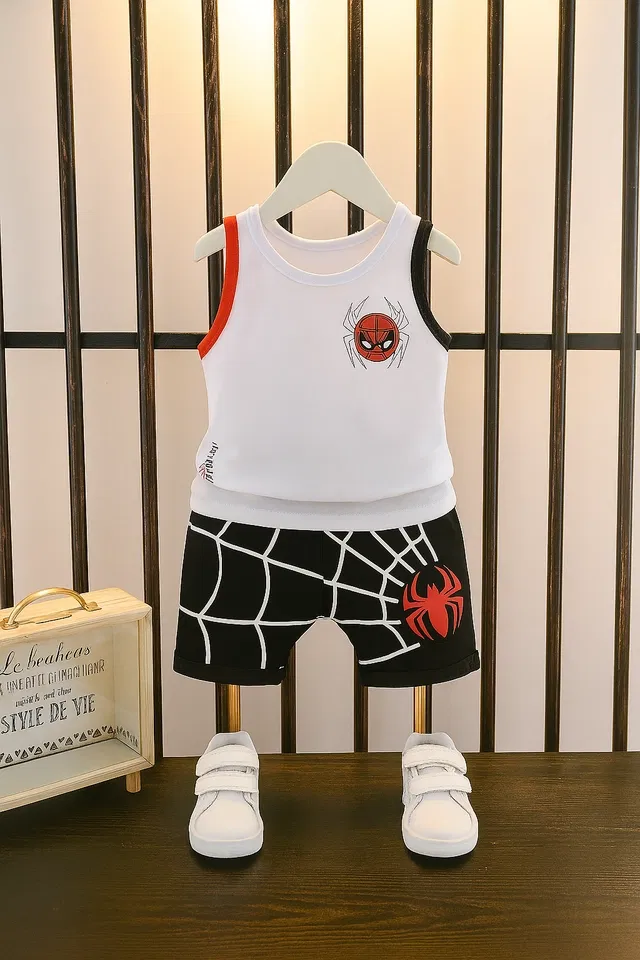 Cotton Printed Clothing Set for Boys (White & Black, 5-6 Years)