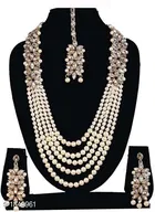Elegant Pearl And Beads Jewellery Set