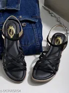 Shoetopia Girls Flat Sandals Black Size 6.0