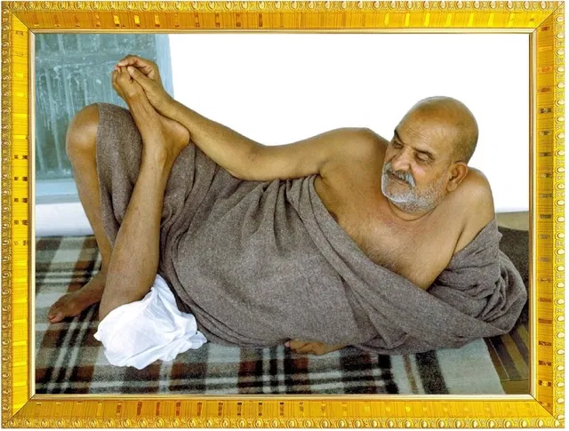 Religious Neem Karoli Baba Photo Frame (Multicolor, 5X7 inches)
