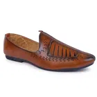 Juttis for Men (Tan, 6)