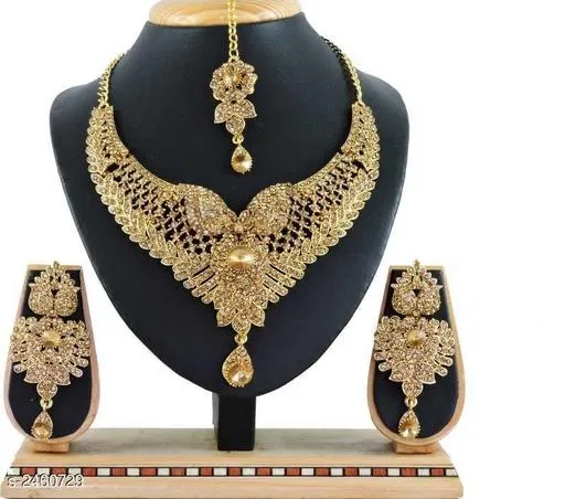 Elegant Jewellery Set for Women (White, Free Size)