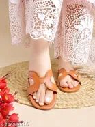 Shoetopia Flat Beige Size 3.0