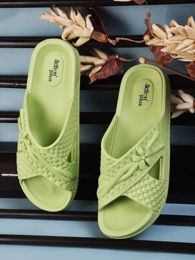 action Casual Sandals for Women (Green, 5)