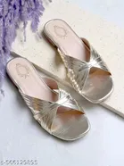 Shoetopia Girls Solid Flat Sandals Gold Size 3