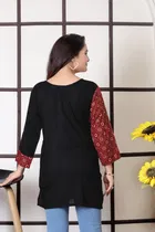 Viscose Rayon Colorblocked Short Kurti for Women 