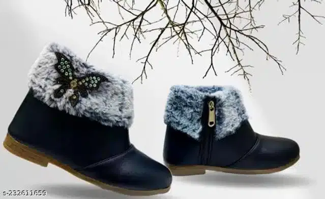 Boots for Girls (Black, 7-7.5 Years)
