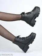 Shoetopia Solid Synthetic Heeled Boots Black 