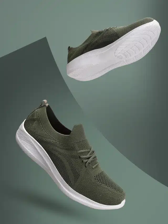 Sports Shoes for Men (Green, 7)