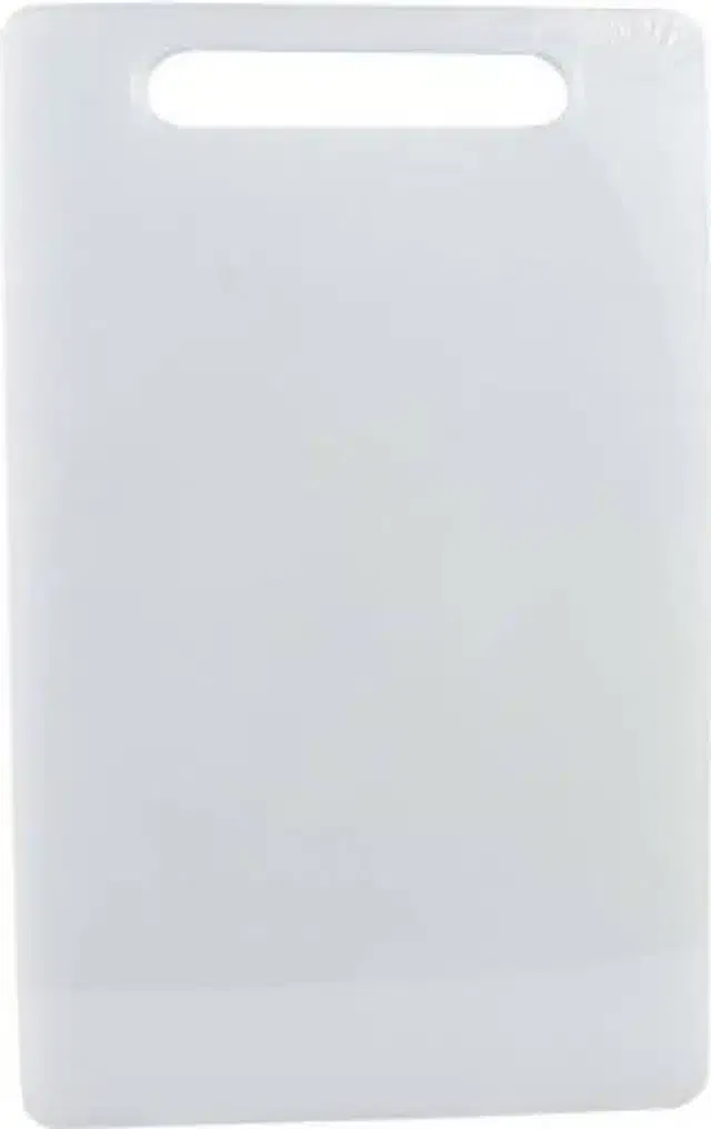Plastic Vegetable Cutting Board (White, 20x15 cm)