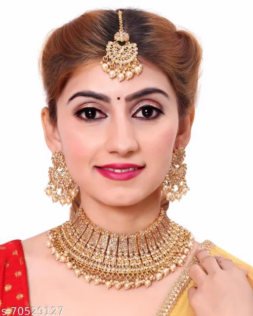 Gold Jewellery Set for Women (Free Size)