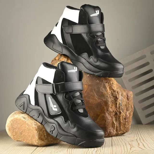 Sneakers for Men (Black & White, 10)