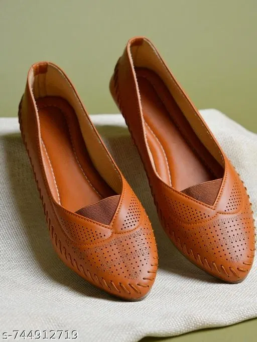 Shoetopia Brown Ballerinas (Size 3.0)