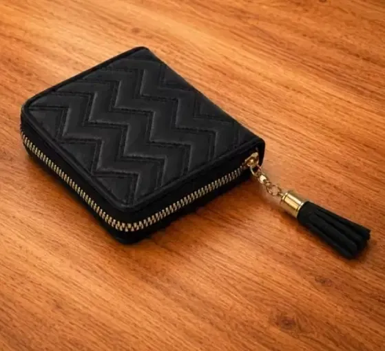 Compact Textured PU Leather Wallets for Women, Black