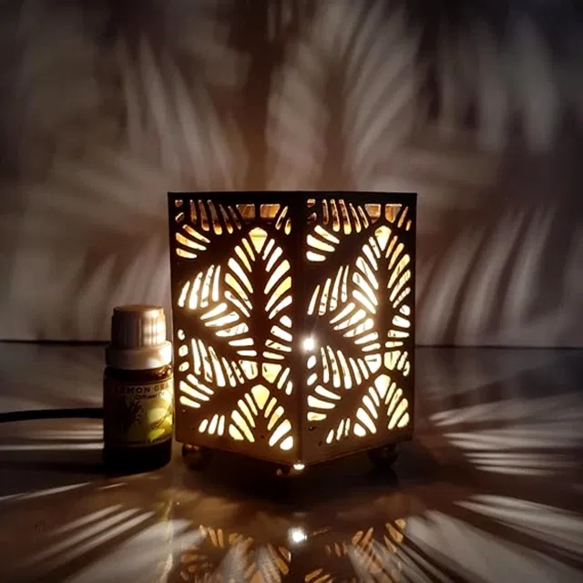 Metal Decorative Electric Moroccan-Style Oil Burner with Oil (10 ml) (Gold, Set of 1)