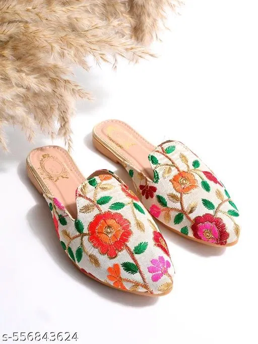 Shoetopia Solid Mules Multicolor Size 5