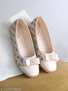 Shoetopia Cream Ballerinas 