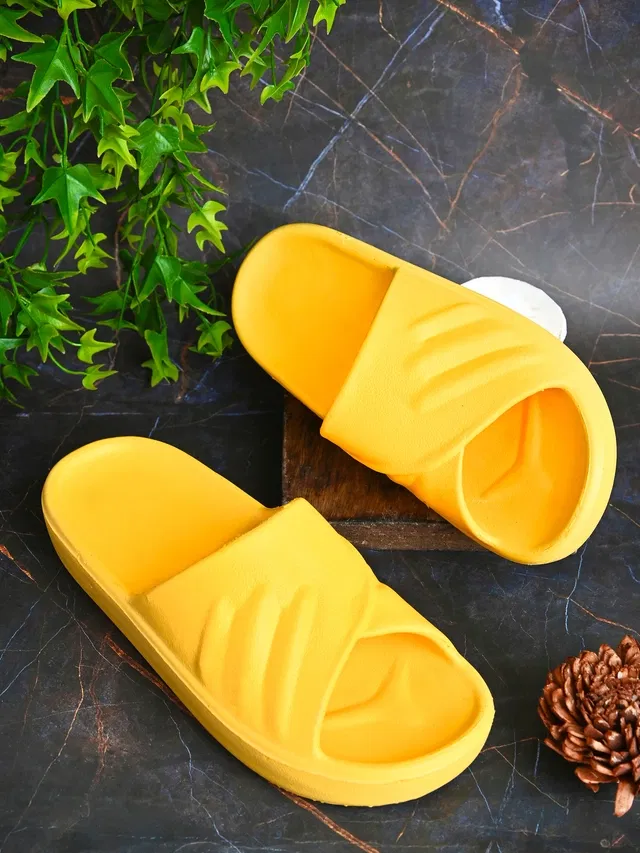 Sliders for Women (Yellow, 4)