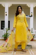 Pretty Kurta Set for Women 