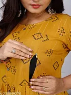 Bandhani Printed Maternity Kurti Set 