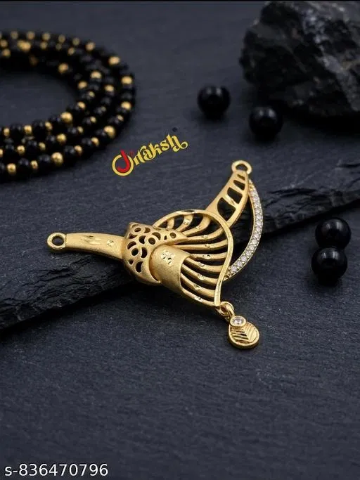 Pendant for Women (Gold)