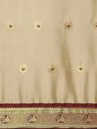 शारदा क्रिएशन कॉटन एम्बेलिशड साड़ी 