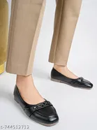 Shoetopia Black Ballerinas 