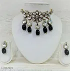 Attractive Women'S Jewellery Set, Black