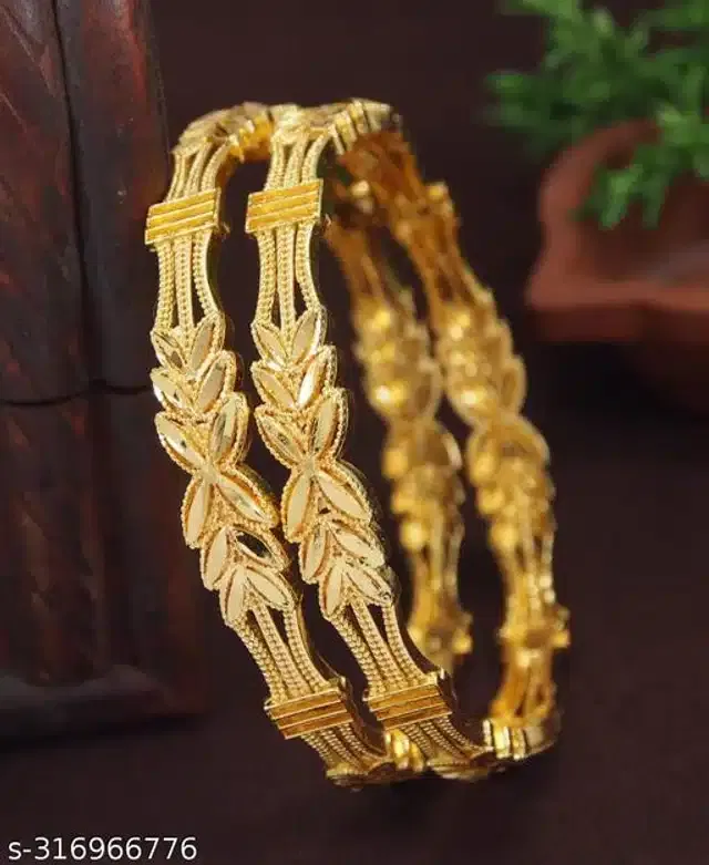 Trendy Bangles for Women (Gold, 2.6)