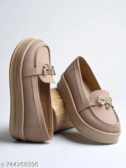 Shoetopia Girls Casual Shoes Beige (6.0)