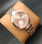 Round Dial Analog Watch for Women 