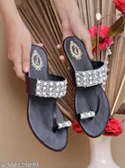 Shoetopia Girls Embellished Flat Sandals Black Size 5