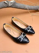 Shoetopia Black Ballerinas 