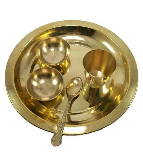 BHARDWAJ RETAILS Neo Classic Krishna Brass Idol (Assorted) (Pack of 1) (BR91)