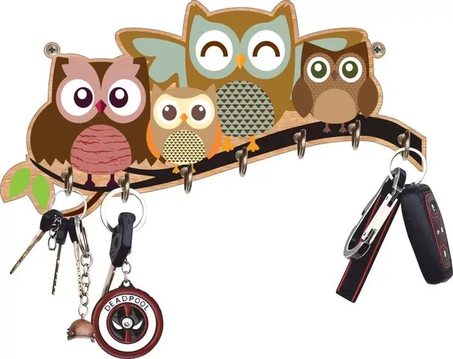 Khatu Crafts Owl family shaped MDF keyholder 10x5in
