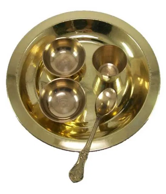 BHARDWAJ RETAILS Classic Krishna Brass Idol (Assorted) (Pack of 1) (BR93)