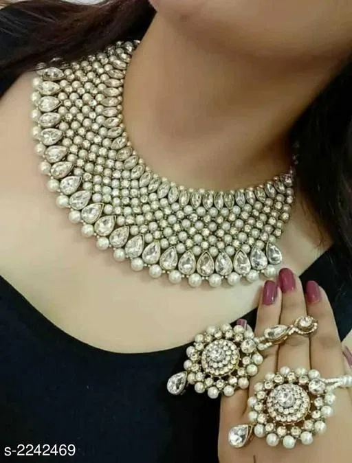 Versatile Alloy Women's Jewellery Set