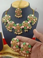 Trendy Necklace with Earrings for Women 