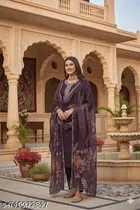 Embellished Cotton Kurta Set for Women 