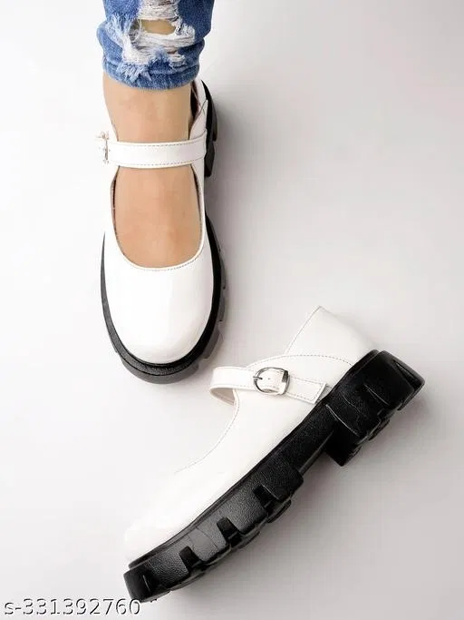 Shoetopia Girls Loafers (White, Size 6.0)