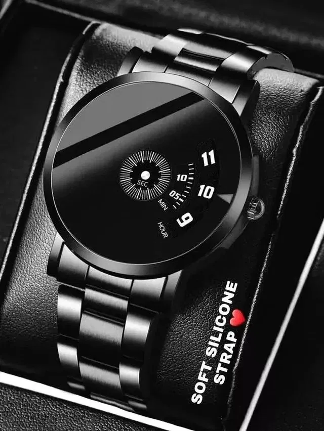 Analog Watch with white Dial & Rubber Strap for Men