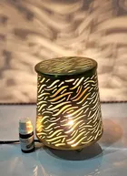 Metal Decorative Electric Moroccan-Style Oil Burner with Oil 